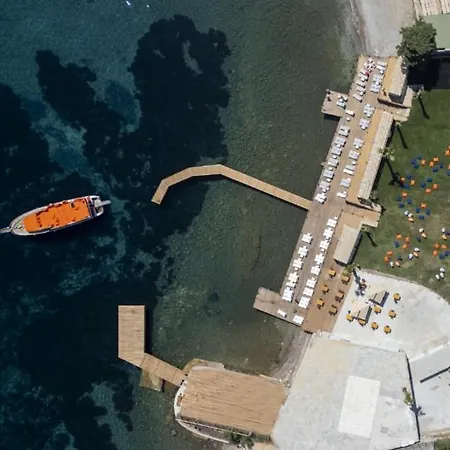 Hotel Sude *